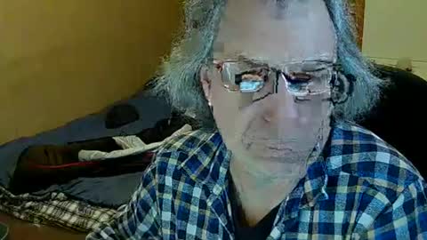 domiande online show from February 7, 2025, 10:08 am