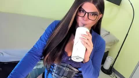 Snapshot of domina_angela chatting on July 15, 2026, 2:39 am ANGELA online show from July 15, 2026, 2:39 am