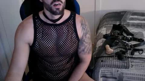 DominatedTitan online show from October 5, 2025, 5:44 pm