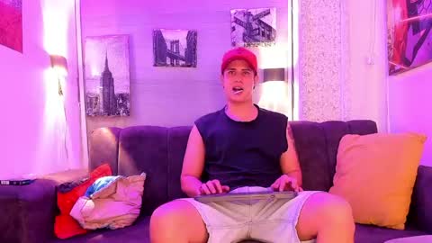 DOMI online show from April 13, 2026, 3:12 am