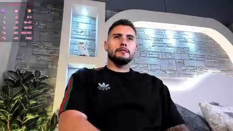 dominic de luca online show from November 19, 2025, 3:06 am