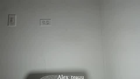 Snapshot of dominic_donnovan chatting on January 16, 2026, 9:08 pm DOMI online show from January 16, 2026, 9:08 pm