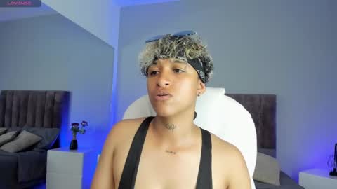 Dominick  online show from January 18, 2025, 11:00 pm