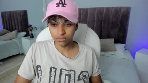 Dominick  online show from February 8, 2025, 11:45 pm