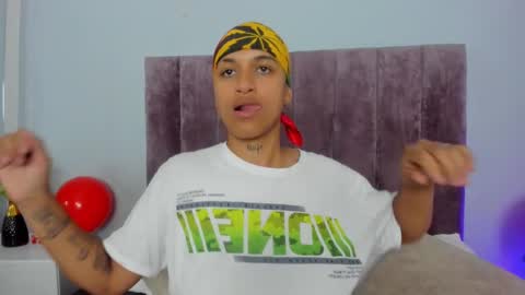 Dominick  online show from February 16, 2025, 1:25 am