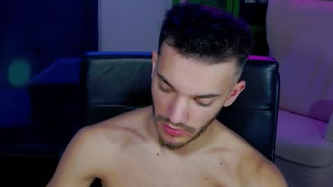 dominicvalente online show from November 8, 2025, 4:29 pm