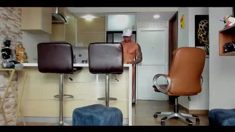 Only fans Ronnie col---InstaRonniecolleman  online show from February 27, 2025, 6:31 pm