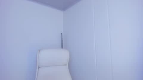 DOMINIC online show from November 22, 2025, 5:28 am