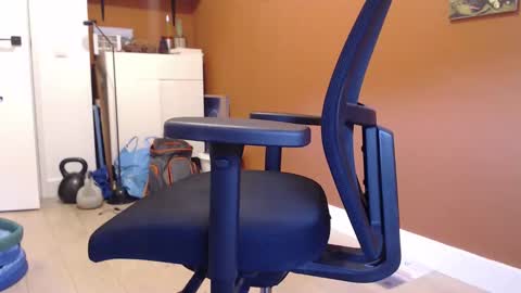 Domino online show from November 21, 2025, 2:38 pm