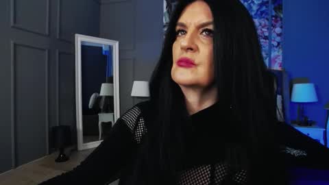 Snapshot of dommelisa chatting on February 27, 2026, 11:27 pm Dom Melisa online show from February 27, 2026, 11:27 pm