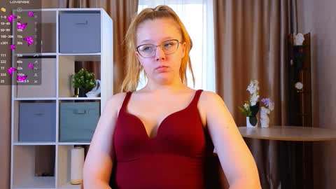 Macy online show from November 4, 2025, 4:22 am