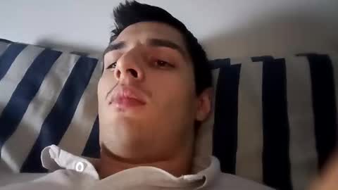 Snapshot of domvare2 chatting on December 3, 2025, 2:08 am Domvare2 online show from December 3, 2025, 2:08 am