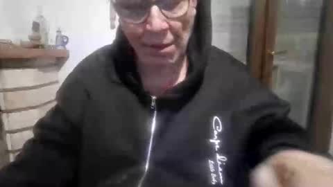 domynius10 online show from February 25, 2026, 2:10 am