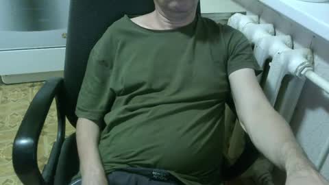 Snapshot of donalvafd chatting on May 10, 2026, 7:19 pm donalvafd online show from May 10, 2026, 7:19 pm