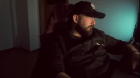 donchriiis online show from February 23, 2026, 5:16 am