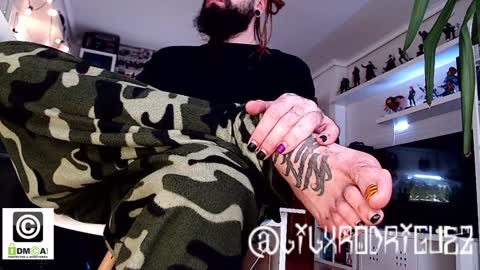 I DIGZ  .K.. D  .K.. PIG PPP online show from January 3, 2025, 3:44 pm