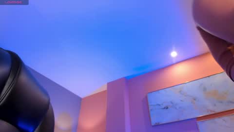  Donna Stonne  online show from January 21, 2025, 1:18 am