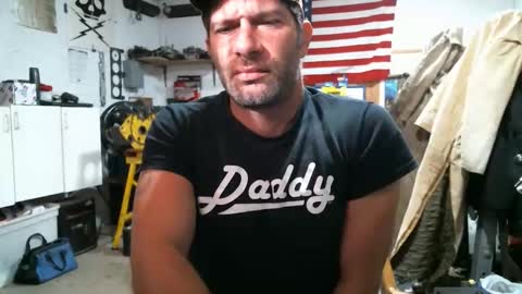 Snapshot of donniestone chatting on October 21, 2025, 4:08 pm donniestone online show from October 21, 2025, 4:08 pm