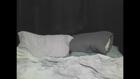 Snapshot of dontmakeitweird88 chatting on February 22, 2026, 8:13 am dontmakeitweird88 online show from February 22, 2026, 8:13 am