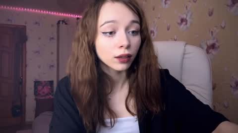 Snapshot of dontoke_ chatting on February 20, 2025, 3:41 pm Nicole online show from February 20, 2025, 3:41 pm