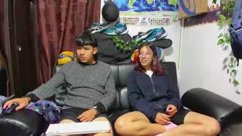 Snapshot of donuts_dd chatting on September 30, 2025, 7:02 am Donuts DD online show from September 30, 2025, 7:02 am