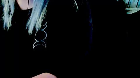 Snapshot of doomednympho chatting on October 26, 2025, 8:48 pm DOOM online show from October 26, 2025, 8:48 pm