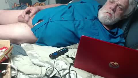 Snapshot of doouugcumming chatting on May 10, 2026, 2:44 pm cummingdoouug online show from May 10, 2026, 2:44 pm