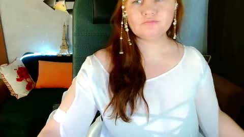 Dora online show from October 23, 2025, 10:36 am