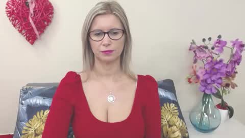 DoreenSexy online show from December 17, 2024, 7:29 am