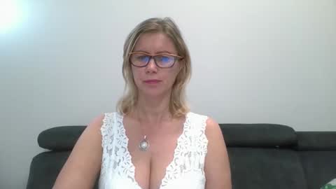 DoreenSexy online show from September 26, 2025, 7:18 pm