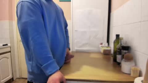 menu  below online show from February 18, 2025, 9:42 pm