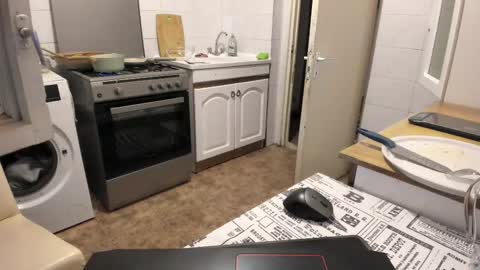 menu  below online show from September 10, 2025, 5:57 pm