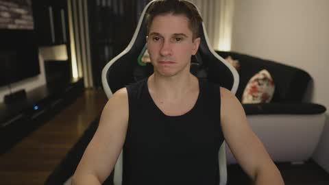 Dorian Reyes online show from April 28, 2026, 1:04 am