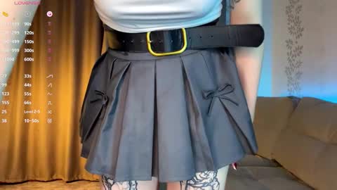 Snapshot of dorielathern chatting on February 19, 2026, 9:00 pm Dori online show from February 19, 2026, 9:00 pm