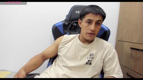 Snapshot of dorman_boy chatting on November 2, 2025, 4:04 am dorman_boy online show from November 2, 2025, 4:04 am