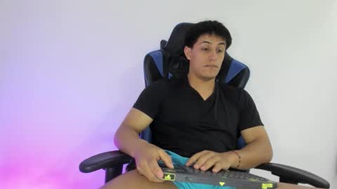 dorman_boy online show from December 16, 2025, 3:11 am