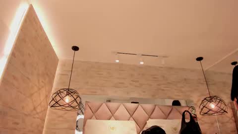  DOROTHY online show from February 20, 2025, 3:01 am