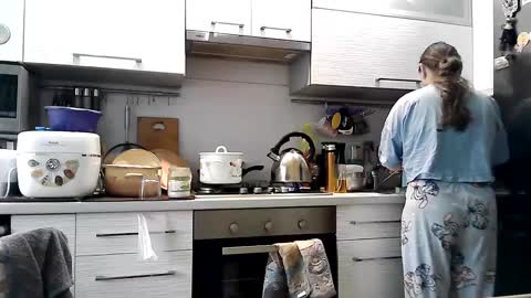 Dorrie Ann online show from February 7, 2025, 6:35 am