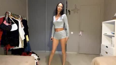 dorthygordy online show from April 9, 2026, 5:18 pm