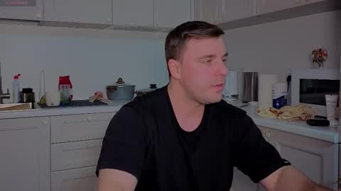 Snapshot of dosilasa chatting on December 14, 2025, 6:34 pm Sasha online show from December 14, 2025, 6:34 pm