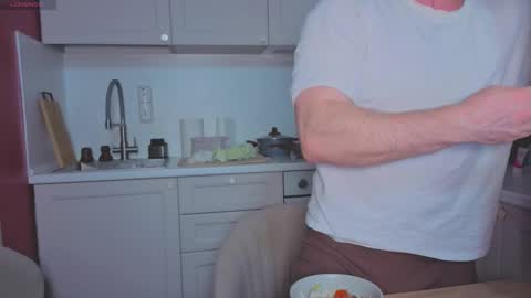 Snapshot of dosilasa chatting on January 12, 2026, 6:13 pm Sasha online show from January 12, 2026, 6:13 pm