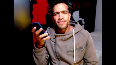 Snapshot of dostoyrodia_34 chatting on January 17, 2025, 11:07 pm will online show from January 17, 2025, 11:07 pm