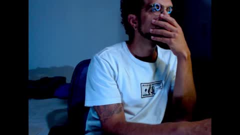 Snapshot of dostoyrodia_34 chatting on January 26, 2025, 11:50 pm will online show from January 26, 2025, 11:50 pm