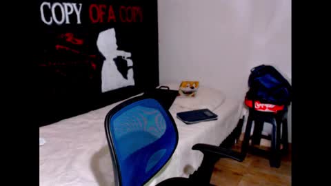 Snapshot of dostoyrodia_34 chatting on January 29, 2025, 12:01 am will online show from January 29, 2025, 12:01 am