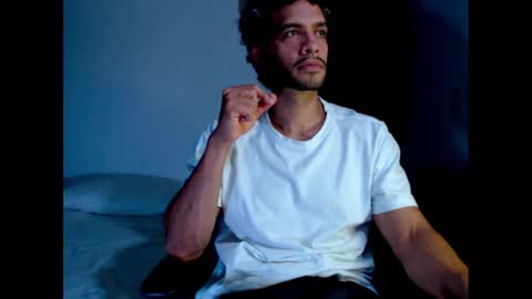 Snapshot of dostoyrodia_34 chatting on February 10, 2025, 12:52 am will online show from February 10, 2025, 12:52 am