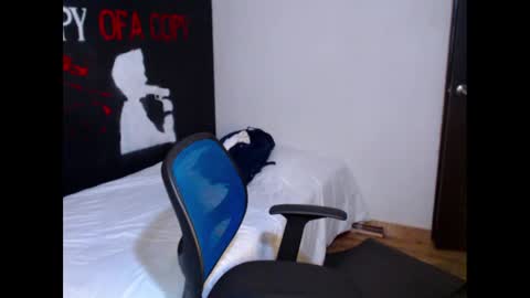 Snapshot of dostoyrodia_34 chatting on February 19, 2025, 3:38 pm will online show from February 19, 2025, 3:38 pm