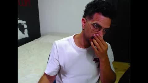 Snapshot of dostoyrodia_34 chatting on September 11, 2025, 2:22 am will online show from September 11, 2025, 2:22 am