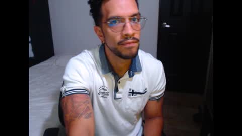 Snapshot of dostoyrodia_34 chatting on September 19, 2025, 5:46 pm will online show from September 19, 2025, 5:46 pm