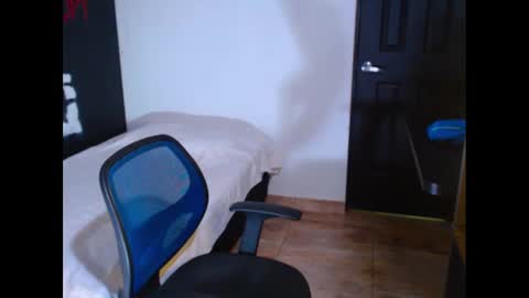 Snapshot of dostoyrodia_34 chatting on September 20, 2025, 11:39 pm will online show from September 20, 2025, 11:39 pm