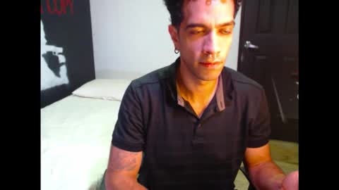 Snapshot of dostoyrodia_34 chatting on December 14, 2025, 1:11 am will online show from December 14, 2025, 1:11 am